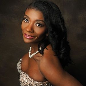 Meet your Posher, Georgia